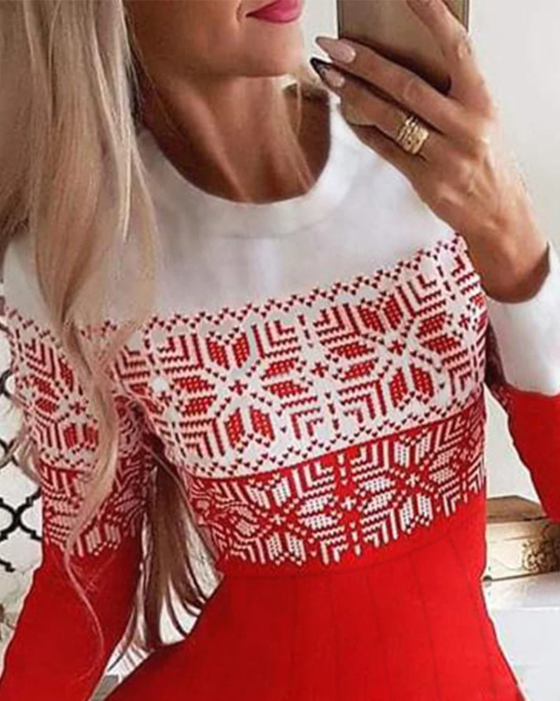 Women Elegant Mini Casual Dress Female O-Neck Stylish Christmas Snowflake Print Red Long Sleeve Pleated Dress
Women Elegant Mini Casual Dress Female O-Neck Stylish Christmas Snowflake Print Red Long Sleeve Pleated Dress