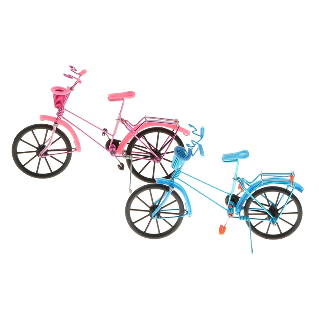 2x 1/10th Aluminum Realistic Mini Ornament Novelty Toys Collectibles
2x 1/10th Aluminum Realistic Mini Ornament Novelty Toys Collectibles