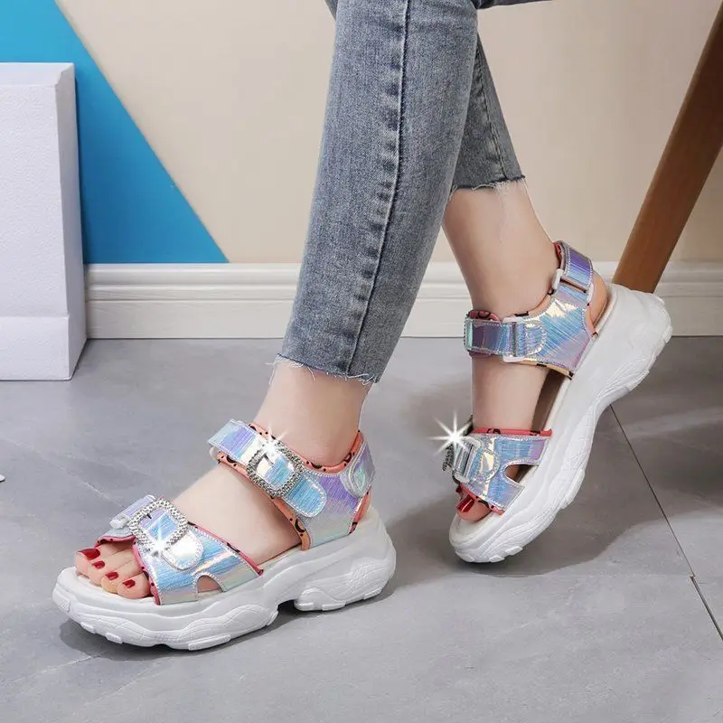 Women's Sports Sandals Summer 2021 New Summer Internet Hot Thick Bottom Versatile Platform Leisure Women's Beach Shoes
Women's Sports Sandals Summer 2021 New Summer Internet Hot Thick Bottom Versatile Platform Leisure Women's Beach Shoes