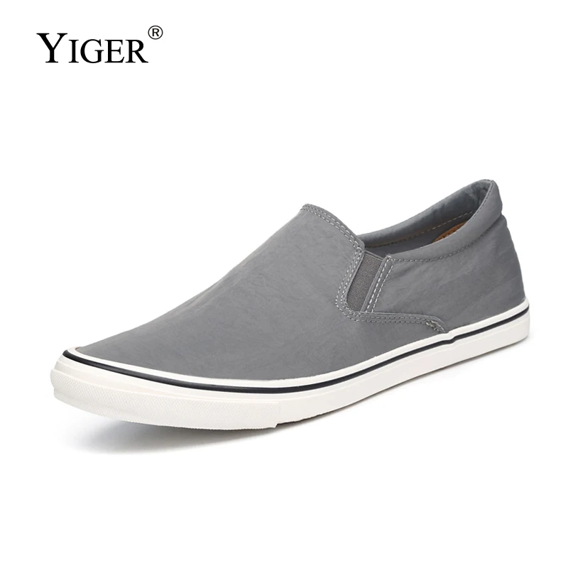 YIGER Men Loafers Casual vulcanized shoes man Cavans Slip-on Flat shoes New male light driving shoes Breathable men Sneakers
YIGER Men Loafers Casual vulcanized shoes man Cavans Slip-on Flat shoes New male light driving shoes Breathable men Sneakers