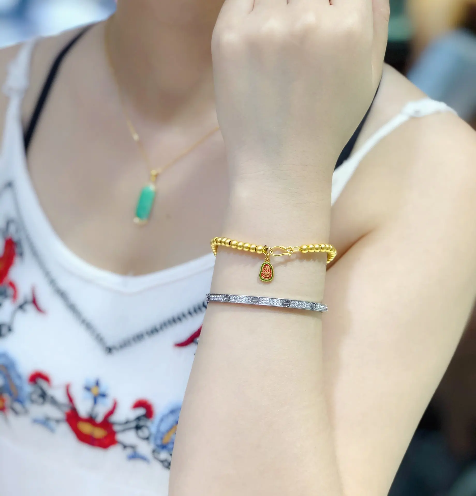 HX 24K Pure Gold Bracelet Real 999 Solid Gold Bangle Upscale Beautiful Romantic Trendy Classic Jewelry Hot Sell New 2020
HX 24K Pure Gold Bracelet Real 999 Solid Gold Bangle Upscale Beautiful Romantic Trendy Classic Jewelry Hot Sell New 2020