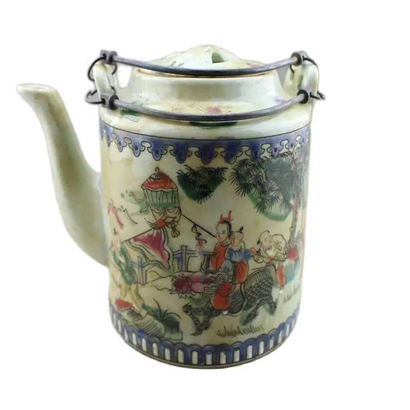 Antique porcelain Jingdezhen Ming and Qing Dynasties blue white teapot wine pot antique fighting co |