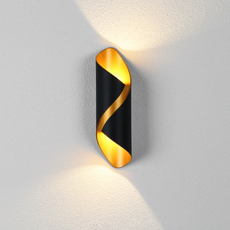 New Wall lamp contemporary and contracted hotel bedroom wall lamp corridor corridor lamp light creative luxury stairs iron lamp
New Wall lamp contemporary and contracted hotel bedroom wall lamp corridor corridor lamp light creative luxury stairs iron lamp