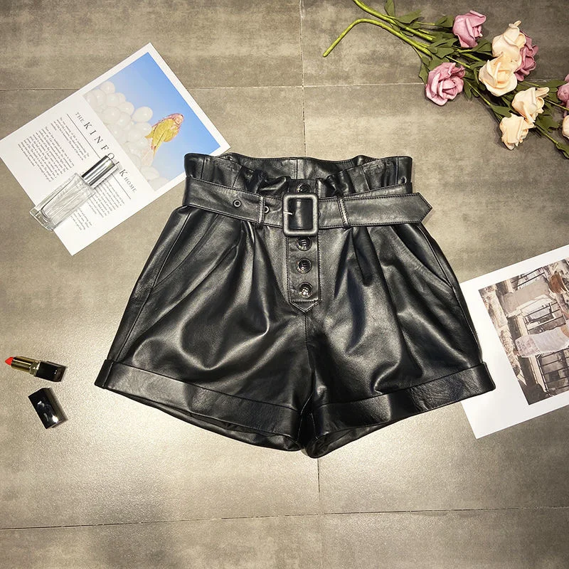Real Popular Leather Shorts Women's Sheepskin New Pure Leather Belt Four Button Casual And Versatile Bud Pants Fashion
Real Popular Leather Shorts Women's Sheepskin New Pure Leather Belt Four Button Casual And Versatile Bud Pants Fashion