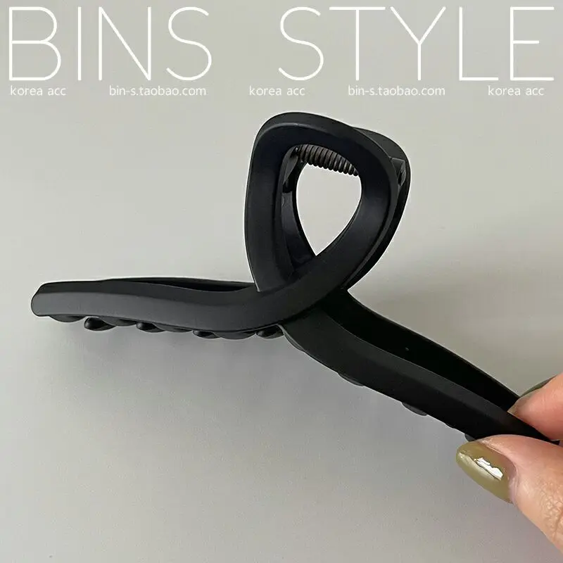 Suitable for a lot of hair! 1Korea Extra Large Hair Grab Acrylic Frosted Cross-Plate Hair Grab Clip Shark Clip
Suitable for a lot of hair! 1Korea Extra Large Hair Grab Acrylic Frosted Cross-Plate Hair Grab Clip Shark Clip