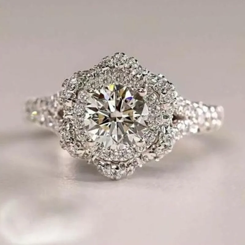 Luxury Full Bling Iced Out Geometric Hexagon Shaped Crystal Ring for Women Female Party Wedding Engagement Cocktail Jewelry
Luxury Full Bling Iced Out Geometric Hexagon Shaped Crystal Ring for Women Female Party Wedding Engagement Cocktail Jewelry