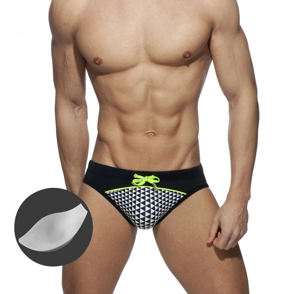 2021 New Men's Swimming Trunks Short Sexy Men Push Pad Shorts Summer Swimming Surfing Trunks Mens Push Pad Swimsuit
2021 New Men's Swimming Trunks Short Sexy Men Push Pad Shorts Summer Swimming Surfing Trunks Mens Push Pad Swimsuit