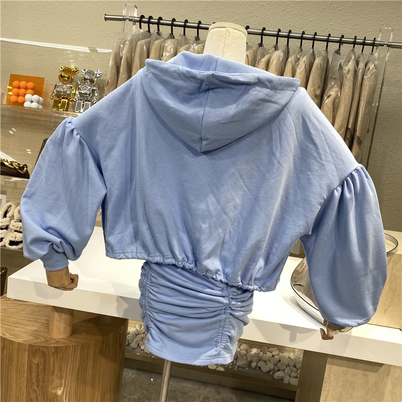 Brand Original Design 2021 New Hooded Loose Top+high Waist Fold Slim Hip Skirt Two-piece Suit
Brand Original Design 2021 New Hooded Loose Top+high Waist Fold Slim Hip Skirt Two-piece Suit