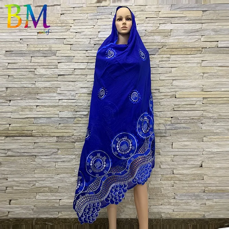 African Muslim women's fashionable outdoor scarf, embroidered craftsmanship, pure color bright scarf shawl, 210*110 cm BX103
African Muslim women's fashionable outdoor scarf, embroidered craftsmanship, pure color bright scarf shawl, 210*110 cm BX103