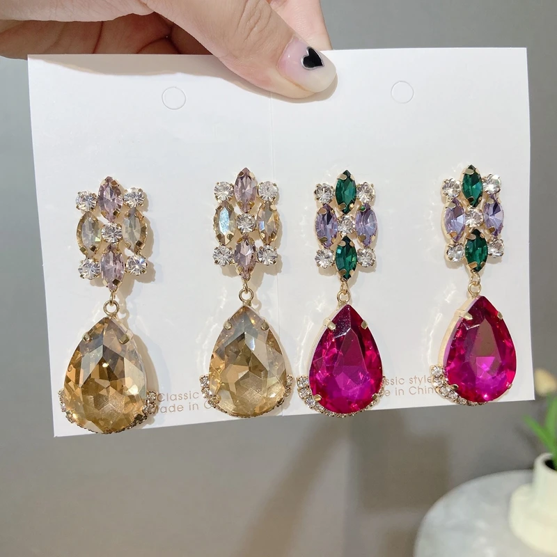 MENGJIQIAO Korean Elegant Luxury Champagne Waterdrop Crystal Dangle Earrings For Women Fashion Party Boucle D'oreilles Jewelry
MENGJIQIAO Korean Elegant Luxury Champagne Waterdrop Crystal Dangle Earrings For Women Fashion Party Boucle D'oreilles Jewelry