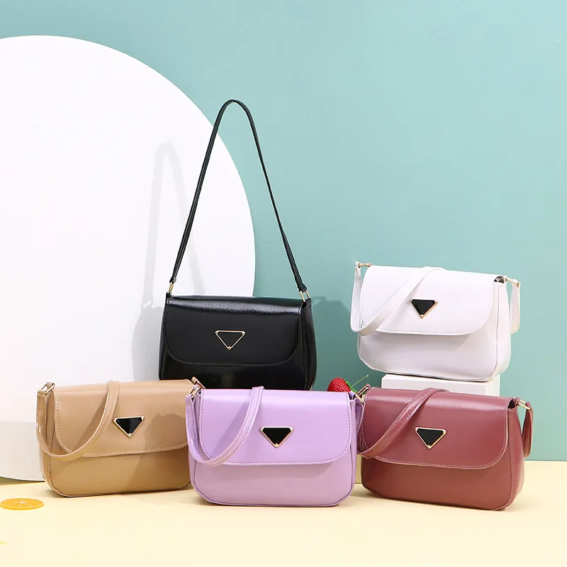 2021 Simple Ladies Handbags and Purses Female Travel Totes Cute Solid Color Small PU Leather Shoulder Bags for Women Bolsa
2021 Simple Ladies Handbags and Purses Female Travel Totes Cute Solid Color Small PU Leather Shoulder Bags for Women Bolsa