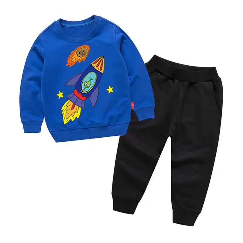 Детский спортивный костюм из футболки и брюк, на весну и осень
Детский спортивный костюм из футболки и брюк, на весну и осень