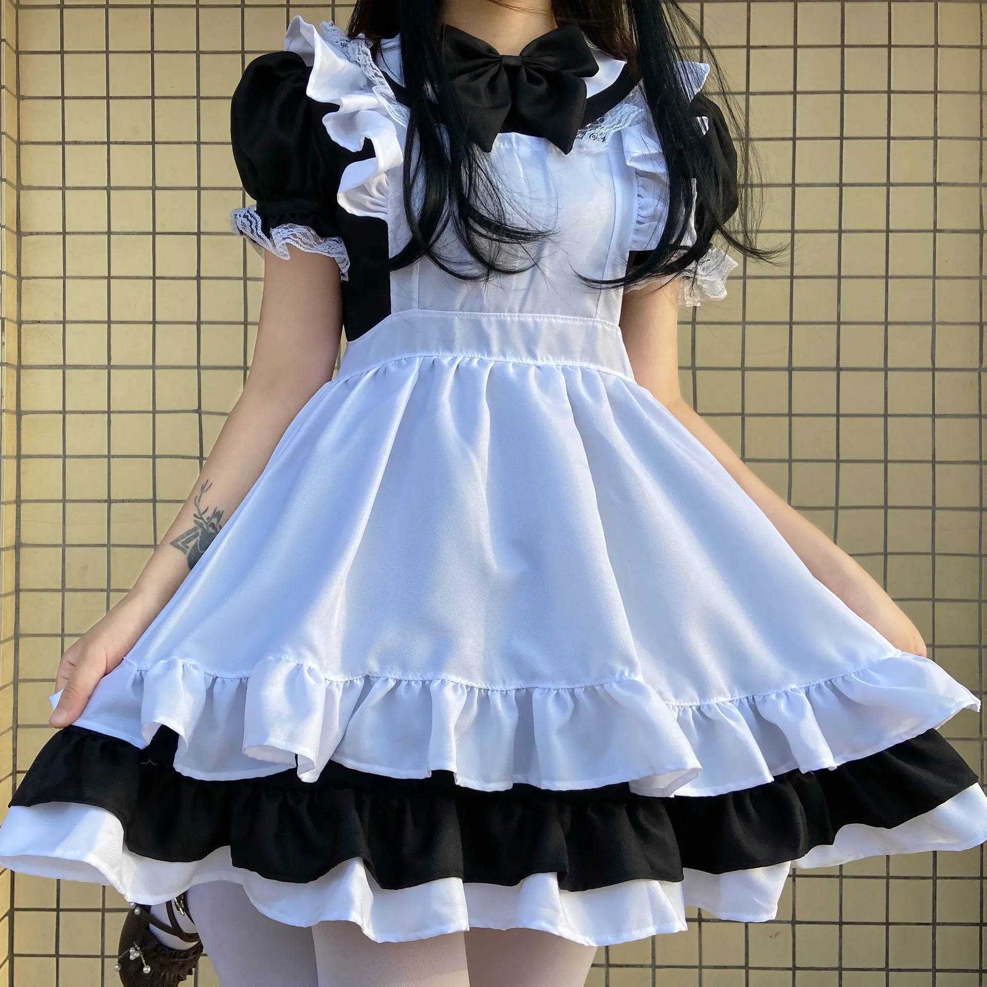 Maid Costume Alice in Wonderland cosplay costume Lolita short sleeve soft sister Cute Princess poncho skirt
Maid Costume Alice in Wonderland cosplay costume Lolita short sleeve soft sister Cute Princess poncho skirt