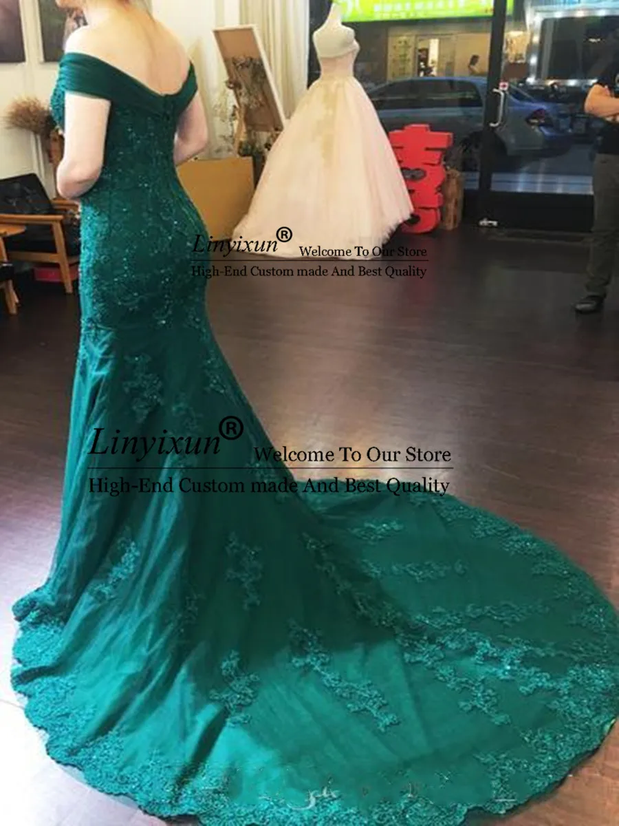 Green Off Shoulder 2020 Prom Dresses Mermaid Lace Applique Evening Gowns Sleeveless Sweep Train Tulle Formal Prom Dress
Green Off Shoulder 2020 Prom Dresses Mermaid Lace Applique Evening Gowns Sleeveless Sweep Train Tulle Formal Prom Dress
