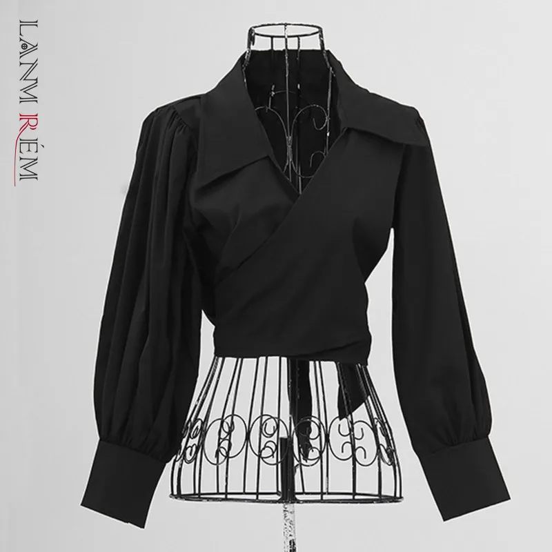 LANMREM 2022 Autumn Women Black Lapel Collar Cross Bandage Waist Short Length Lantern Sleeve Shirt Female Fashion Clothes 2W336
LANMREM 2022 Autumn Women Black Lapel Collar Cross Bandage Waist Short Length Lantern Sleeve Shirt Female Fashion Clothes 2W336