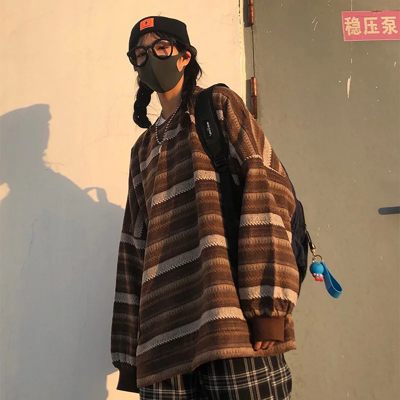 Pullover Women Sweaters Vintage Striped Sweater Oversize Long Sleeve Couples Knitted Tops Hip Hop Plus Size Streetwear Robe Pull
Pullover Women Sweaters Vintage Striped Sweater Oversize Long Sleeve Couples Knitted Tops Hip Hop Plus Size Streetwear Robe Pull
