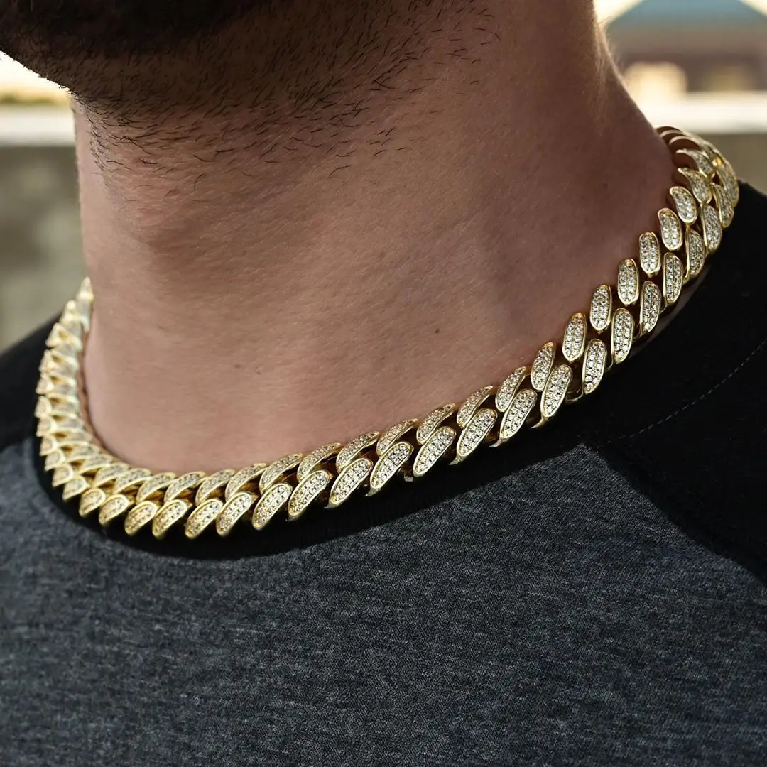 2022 iced out men necklace with bling cz paved 18mm wide heavy hip hop necklace wholesale cheaper boys rock necklace jewelry
2022 iced out men necklace with bling cz paved 18mm wide heavy hip hop necklace wholesale cheaper boys rock necklace jewelry