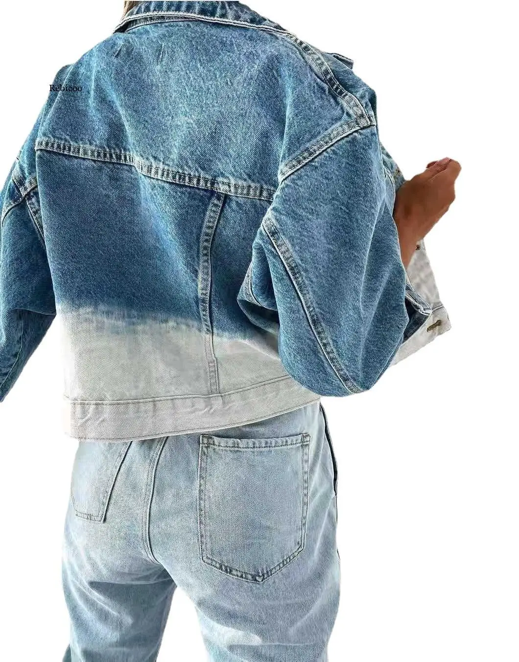 Autumn Loose Gradient Denim Jackets for Women New Lapel Single-Breasted Female Short Denim Coats Vintage Fashion Ladies Top
Autumn Loose Gradient Denim Jackets for Women New Lapel Single-Breasted Female Short Denim Coats Vintage Fashion Ladies Top