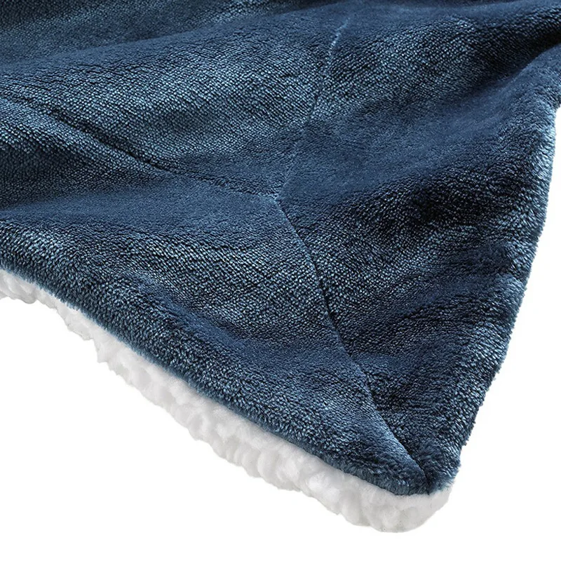 Фото Двустороннее одеяло очень теплое плотное пушистое мягкое для зимы спальни