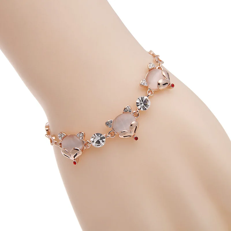 Korean fashion fox opal bracelet female inlaid crystal zircon jewelry exquisite wild hand jewelry girlfriends lover gift
Korean fashion fox opal bracelet female inlaid crystal zircon jewelry exquisite wild hand jewelry girlfriends lover gift