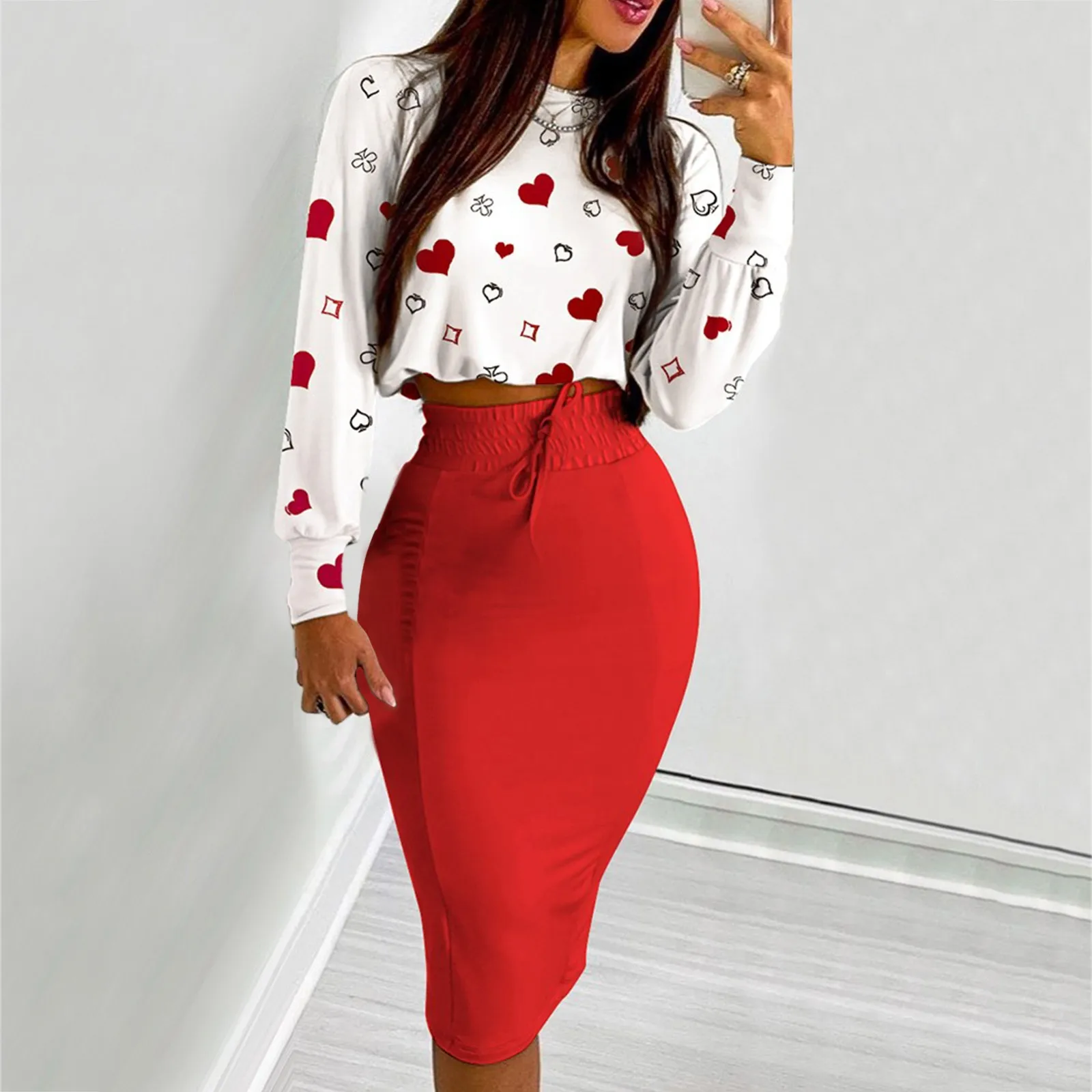 Women's Heart Print Crop Top Skirt Two Piece Set Female Slim Fit Elegant Tops Female Tops Skirts Suits Office Lady Autumn Outfit
Women's Heart Print Crop Top Skirt Two Piece Set Female Slim Fit Elegant Tops Female Tops Skirts Suits Office Lady Autumn Outfit