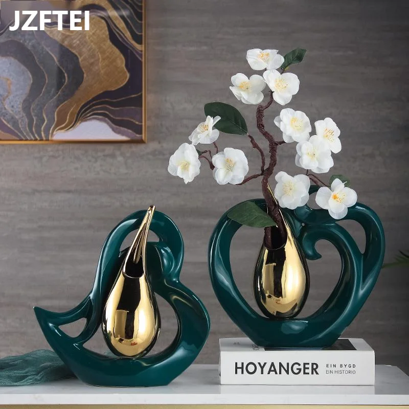 Creative Heart In Form Of Ceramic Pots In Form Of Drop Of Gold Arrangement Hollow Flower Vase Insertion Modern Flower Wedding
Creative Heart In Form Of Ceramic Pots In Form Of Drop Of Gold Arrangement Hollow Flower Vase Insertion Modern Flower Wedding