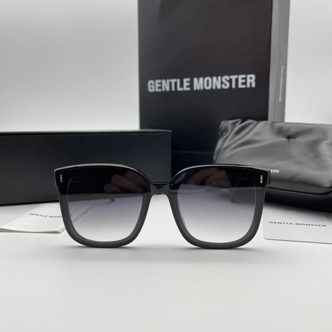 Солнцезащитные очки-монстры лучшего бренда, мужские и женские очки, поляризационные линзы класса es AAA для вождения, роскошные солнцезащитны...
Солнцезащитные очки-монстры лучшего бренда, мужские и женские очки, поляризационные линзы класса es AAA для вождения, роскошные солнцезащитны...