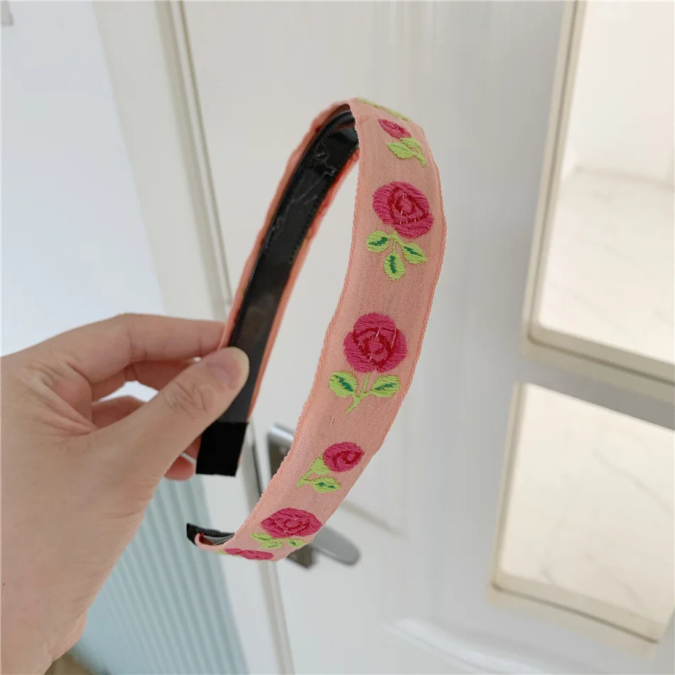 Embroidered Rose Headband Hair Clips For Girl Headband Hair Ties Korea Style Accessories Headdress Ladies Elastic Bow Vintage
Embroidered Rose Headband Hair Clips For Girl Headband Hair Ties Korea Style Accessories Headdress Ladies Elastic Bow Vintage