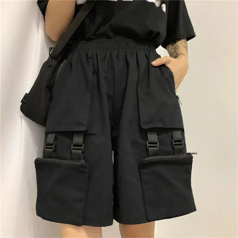 Harajuku cargo trousers black Above Knee Length shorts high waist loose casual wide leg bike shorts Black jogger female
Harajuku cargo trousers black Above Knee Length shorts high waist loose casual wide leg bike shorts Black jogger female