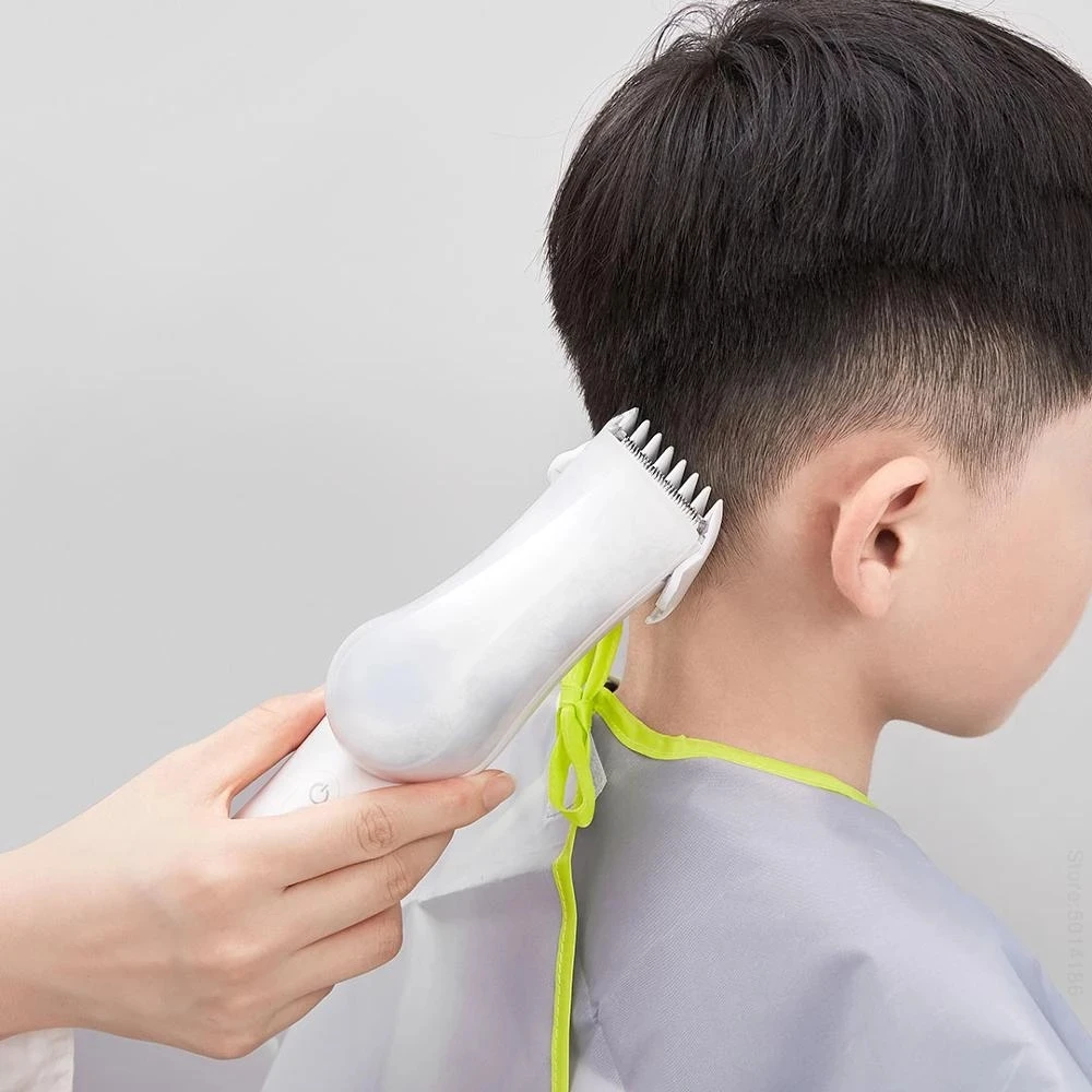 Automatic suction hair clipper baby hair clipper mute IPX7 waterproof and removable electric ceramic trimmer hair clipper
Automatic suction hair clipper baby hair clipper mute IPX7 waterproof and removable electric ceramic trimmer hair clipper