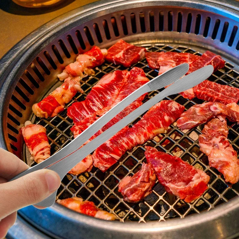 Grill Tongs BBQ Tongs Kitchen Tongs for Cooking Small Oven Serving Tong with Support Stand Self-Standing Tongs
Grill Tongs BBQ Tongs Kitchen Tongs for Cooking Small Oven Serving Tong with Support Stand Self-Standing Tongs