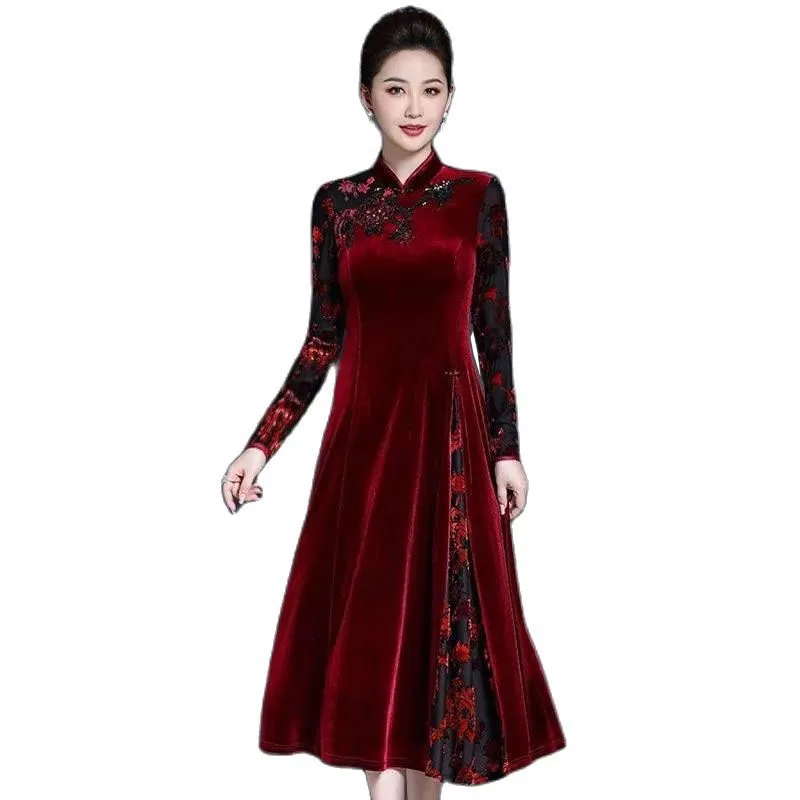 Women Golden Velvet Improvement Cheongsam Dress 2022 Spring New High-end Middle-aged Mother Elegant Party Dress 5XL W2442
Women Golden Velvet Improvement Cheongsam Dress 2022 Spring New High-end Middle-aged Mother Elegant Party Dress 5XL W2442
