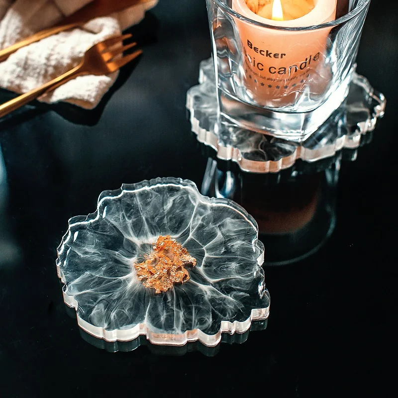 Nordic Resin Placemat Creative Inlaid Amber Leaf Non-Slip Candle Bowl Cup Pads Insulation TableMat Home Decor Adornment Coaster
Nordic Resin Placemat Creative Inlaid Amber Leaf Non-Slip Candle Bowl Cup Pads Insulation TableMat Home Decor Adornment Coaster