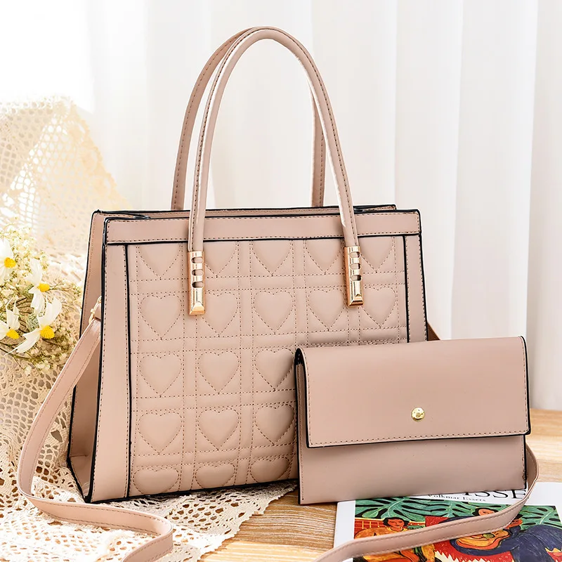 Ladies bag large capacity bag new mother bag mother bag 2021 popular tote shoulder bag
Ladies bag large capacity bag new mother bag mother bag 2021 popular tote shoulder bag