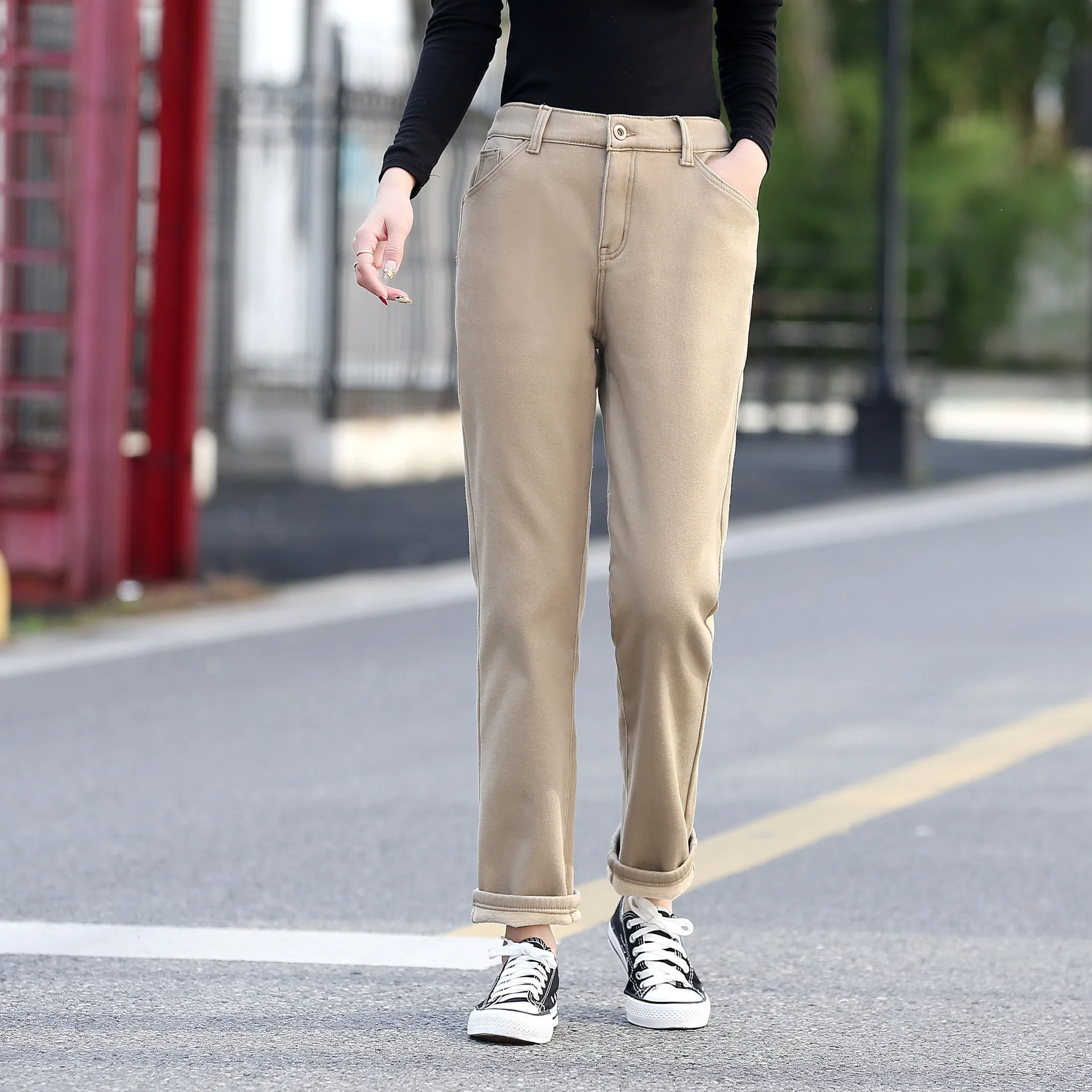 Winter Women Jeans Oversize Warm Pencil Pants Slim Stretch Lining Velvet Denim Trousers Fashion 2020
Winter Women Jeans Oversize Warm Pencil Pants Slim Stretch Lining Velvet Denim Trousers Fashion 2020