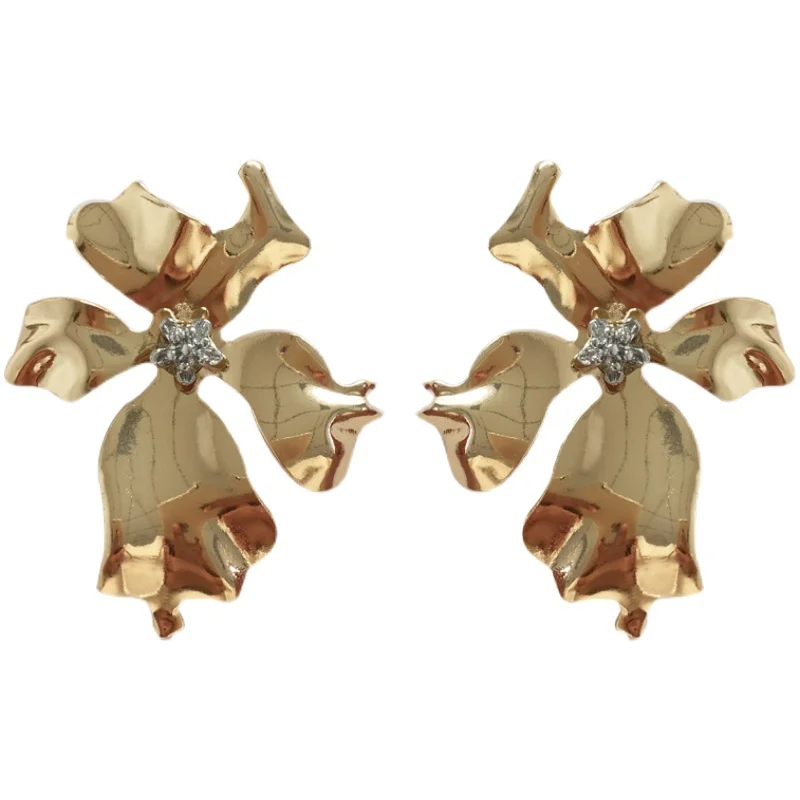 Bilandi S925 needle Modern Jewelry Flower Earrings Beautiful Style High Quality Crystal Golden Plating Metal Earrings For Girl
Bilandi S925 needle Modern Jewelry Flower Earrings Beautiful Style High Quality Crystal Golden Plating Metal Earrings For Girl