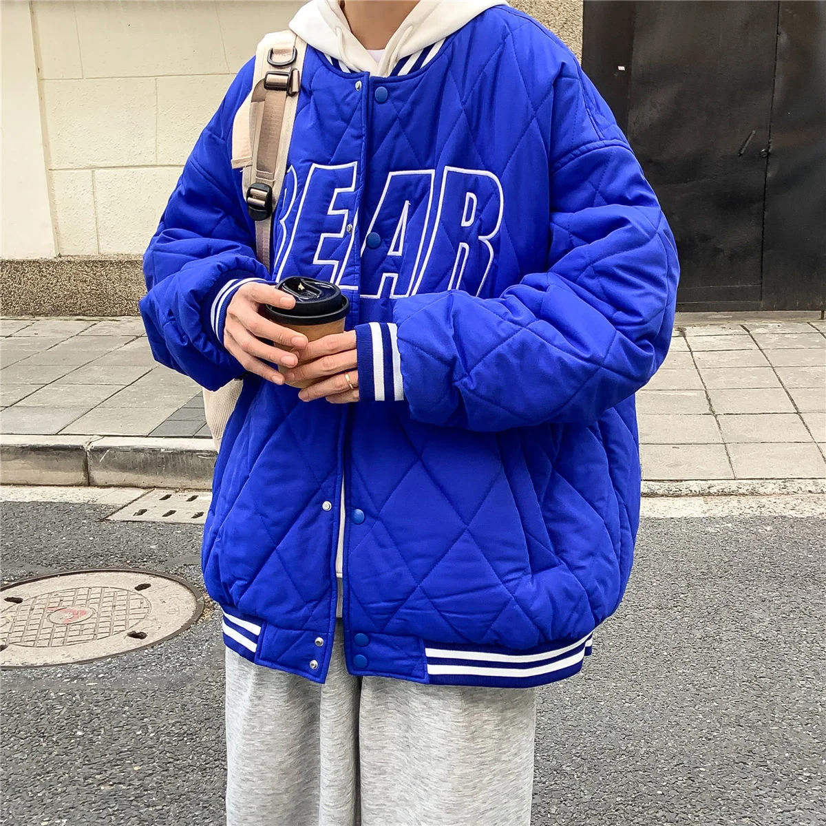 Свободная зимняя куртка, плотная бейсбольная Униформа с вышивкой и надписью, трендовая теплая Повседневная Спортивная мужская одежда в кле...
Свободная зимняя куртка, плотная бейсбольная Униформа с вышивкой и надписью, трендовая теплая Повседневная Спортивная мужская одежда в кле...