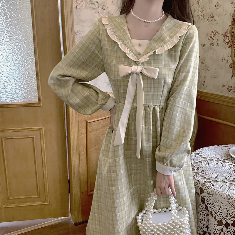 Autumn Sweet Party Dress Women Slim Vintage Elegant Plaid Midi Dress Female Korean Fashion Ruffle Bow Designer Kawaii Dress 2021
Autumn Sweet Party Dress Women Slim Vintage Elegant Plaid Midi Dress Female Korean Fashion Ruffle Bow Designer Kawaii Dress 2021