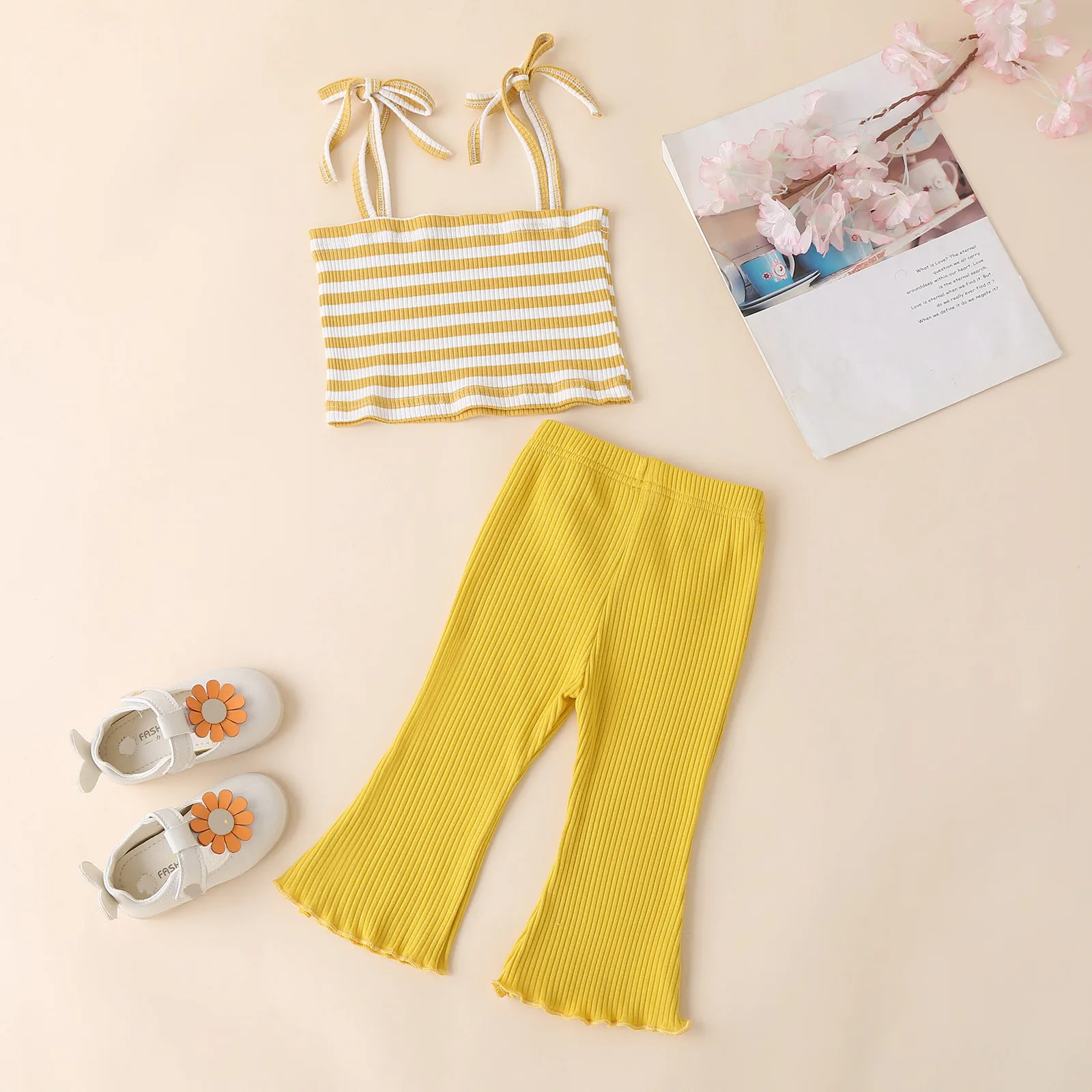 TELOTUNY clothing sets Newborn Infant Baby Girl Sling Vest Rainbow Striped Tops+Cotton Bell-Bottomed Pant trousers Clothes Set
TELOTUNY clothing sets Newborn Infant Baby Girl Sling Vest Rainbow Striped Tops+Cotton Bell-Bottomed Pant trousers Clothes Set