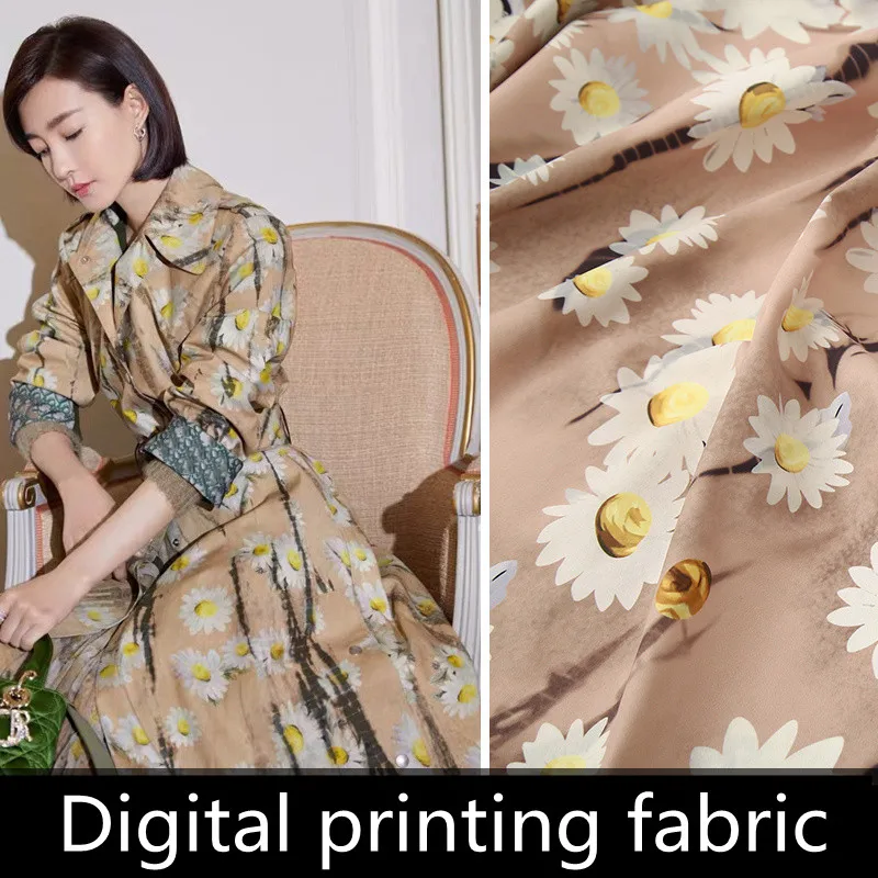 Fashion Autumn Winter New Style CD Splash Ink White Small Chrysanthemum Digital Printing Windbreaker Jacket Handmade DIY Fabric
Fashion Autumn Winter New Style CD Splash Ink White Small Chrysanthemum Digital Printing Windbreaker Jacket Handmade DIY Fabric