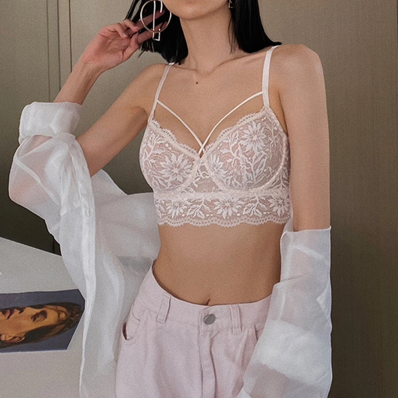 Women Bra and Brief Set French Transparent Sexy Langerie Lace Ultra Thin Bralette Push Up with Steel High Rise Pantie Plus Size
Women Bra and Brief Set French Transparent Sexy Langerie Lace Ultra Thin Bralette Push Up with Steel High Rise Pantie Plus Size