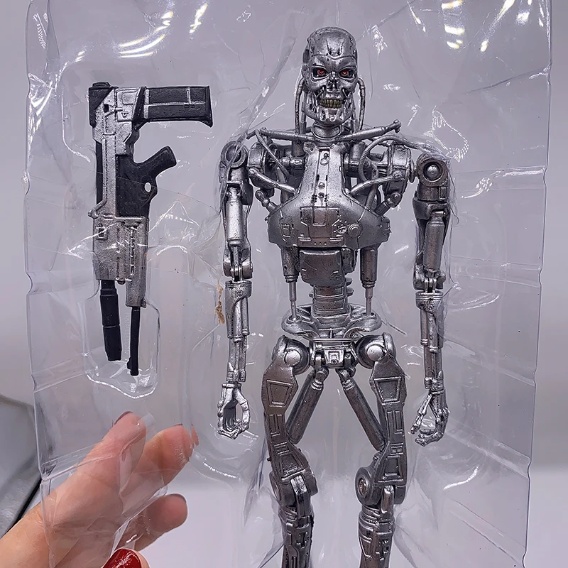 NECA The Terminator Figure T-800 T-1000 Endoskeleton PVC Action Figure Collectible Model Toy 18cm
NECA The Terminator Figure T-800 T-1000 Endoskeleton PVC Action Figure Collectible Model Toy 18cm