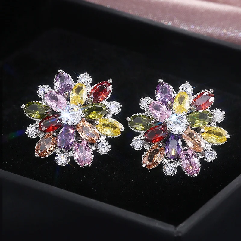 Huitan New Arrival Gorgeous Big Flower Stud Earring for Women Wedding Engage Dance Party Noble Brilliant Zircon Stone Earrings
Huitan New Arrival Gorgeous Big Flower Stud Earring for Women Wedding Engage Dance Party Noble Brilliant Zircon Stone Earrings