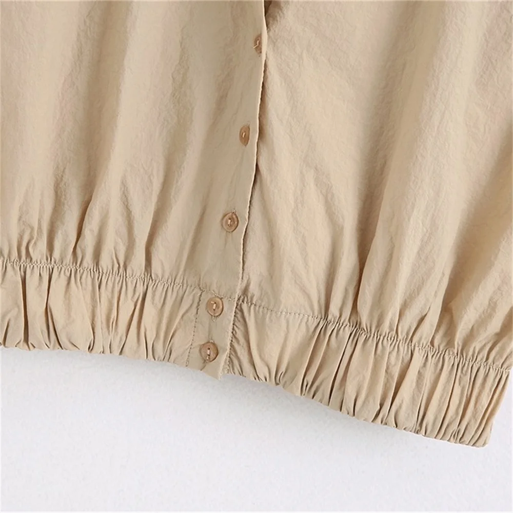 2020 summer women's new V-shaped lapel sleeveless temperament single-breasted elasticated waist short shirt
2020 summer women's new V-shaped lapel sleeveless temperament single-breasted elasticated waist short shirt