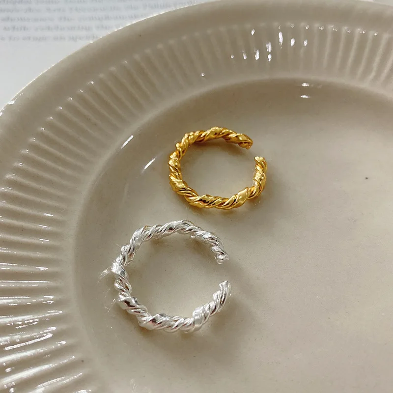 Twin Twist Open Finger Decoration Engagement Ring Individuality Creative Simple Adjustable Party Beautiful Elegant Accessories
Twin Twist Open Finger Decoration Engagement Ring Individuality Creative Simple Adjustable Party Beautiful Elegant Accessories