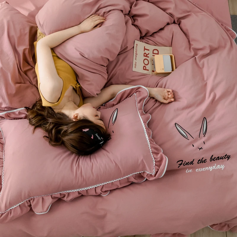 Summer washed cotton four-piece suit girly heart princess style bed sheet bed sheet quilt cover three-piece suit bedding
Summer washed cotton four-piece suit girly heart princess style bed sheet bed sheet quilt cover three-piece suit bedding