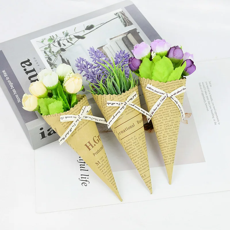 3pcs Small Silk Artificial Flower With Kraft Paper Wrapping Cones Holder Bouquet For Wedding Party Home Decor Fake Floral Gifts
3pcs Small Silk Artificial Flower With Kraft Paper Wrapping Cones Holder Bouquet For Wedding Party Home Decor Fake Floral Gifts