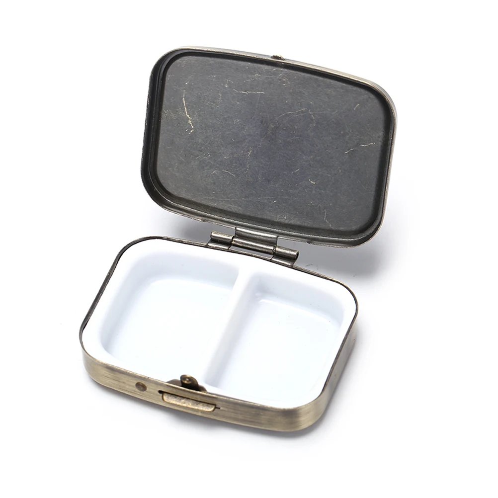 1pc Metal Rectangle 2 Grid Moistureproof Medicine Holder Pill Storage Box Bronze 56*44*15mm
1pc Metal Rectangle 2 Grid Moistureproof Medicine Holder Pill Storage Box Bronze 56*44*15mm