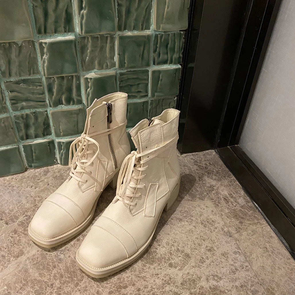 Женские ботинки на платформе со шнуровкой и молнией, однотонные ботильоны из натуральной кожи, женская дизайнерская обувь
Женские ботинки на платформе со шнуровкой и молнией, однотонные ботильоны из натуральной кожи, женская дизайнерская обувь