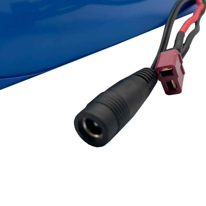 original lithium ion 10S4P square, 36V, 20ah, 18650, convenient auxiliary electric vehicles, electric bicycles, motorcycles
original lithium ion 10S4P square, 36V, 20ah, 18650, convenient auxiliary electric vehicles, electric bicycles, motorcycles